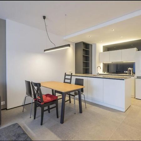 City Apartments - Mall Of Sofia & Metro Station Εξωτερικό φωτογραφία