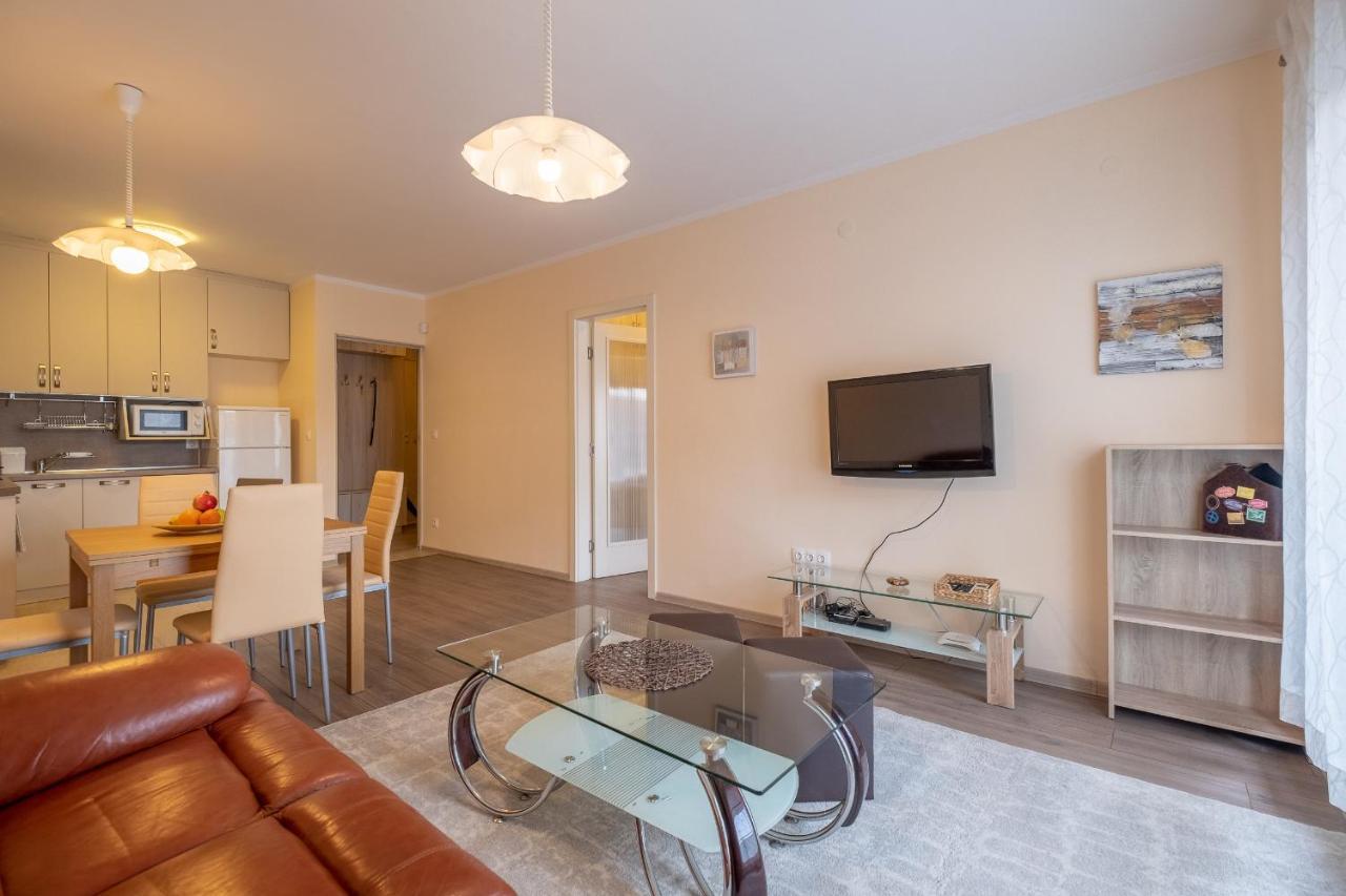 City Apartments - Mall Of Sofia & Metro Station Εξωτερικό φωτογραφία