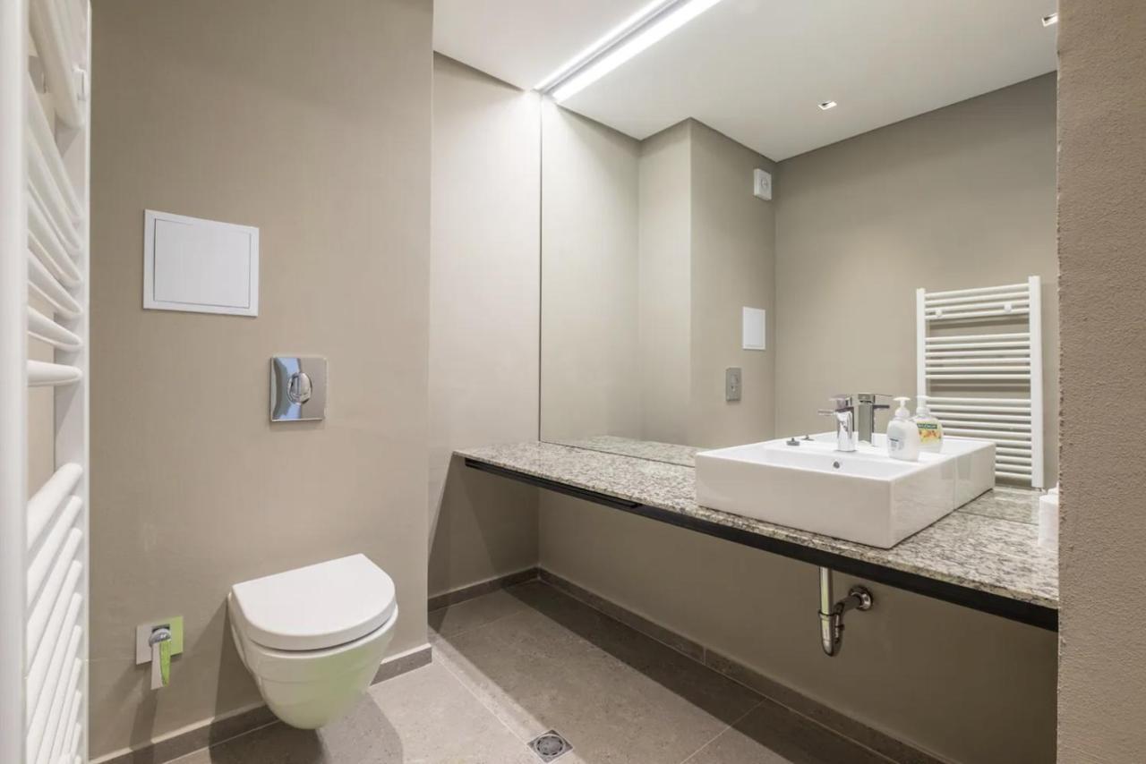 City Apartments - Mall Of Sofia & Metro Station Εξωτερικό φωτογραφία