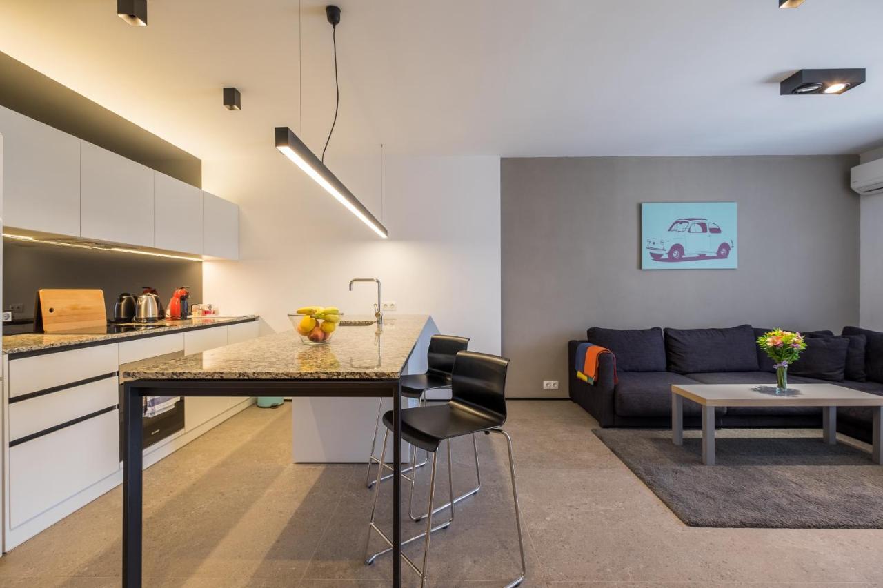 City Apartments - Mall Of Sofia & Metro Station Εξωτερικό φωτογραφία