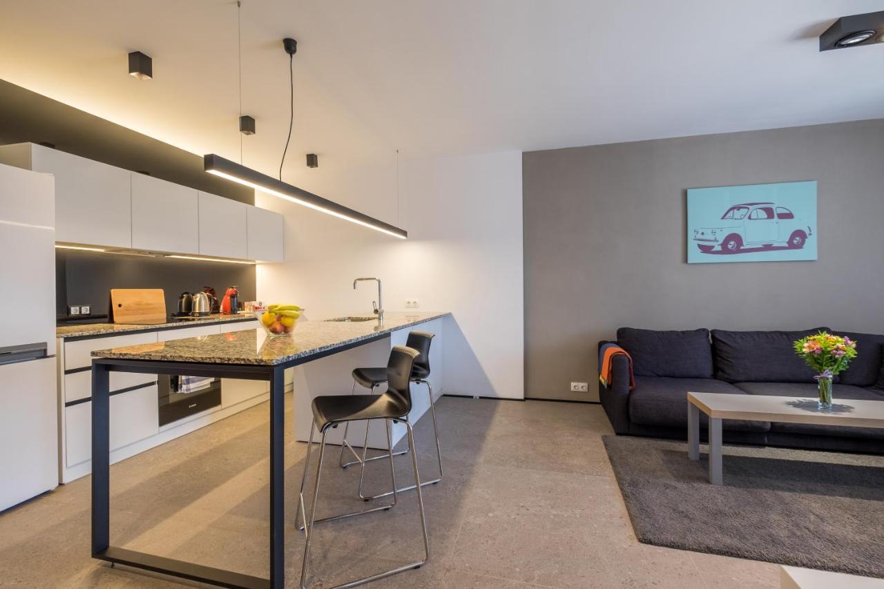 City Apartments - Mall Of Sofia & Metro Station Εξωτερικό φωτογραφία